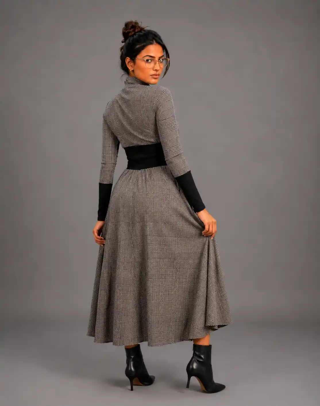LOOK 3 view 3