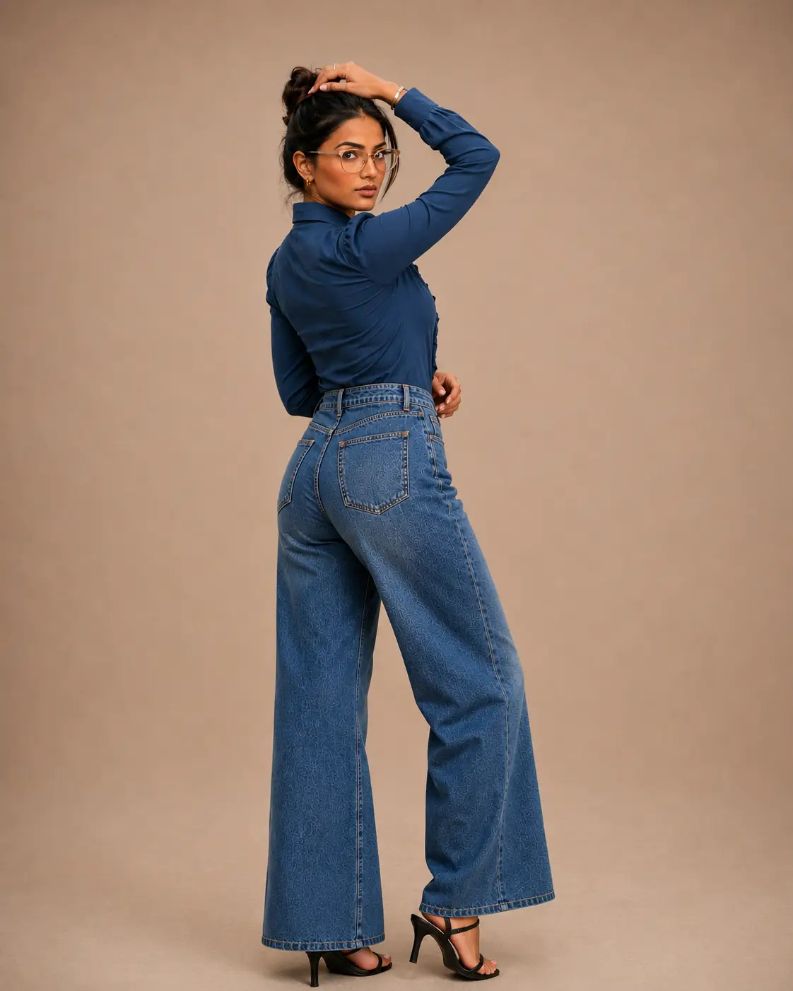 LOOK 4 view 3