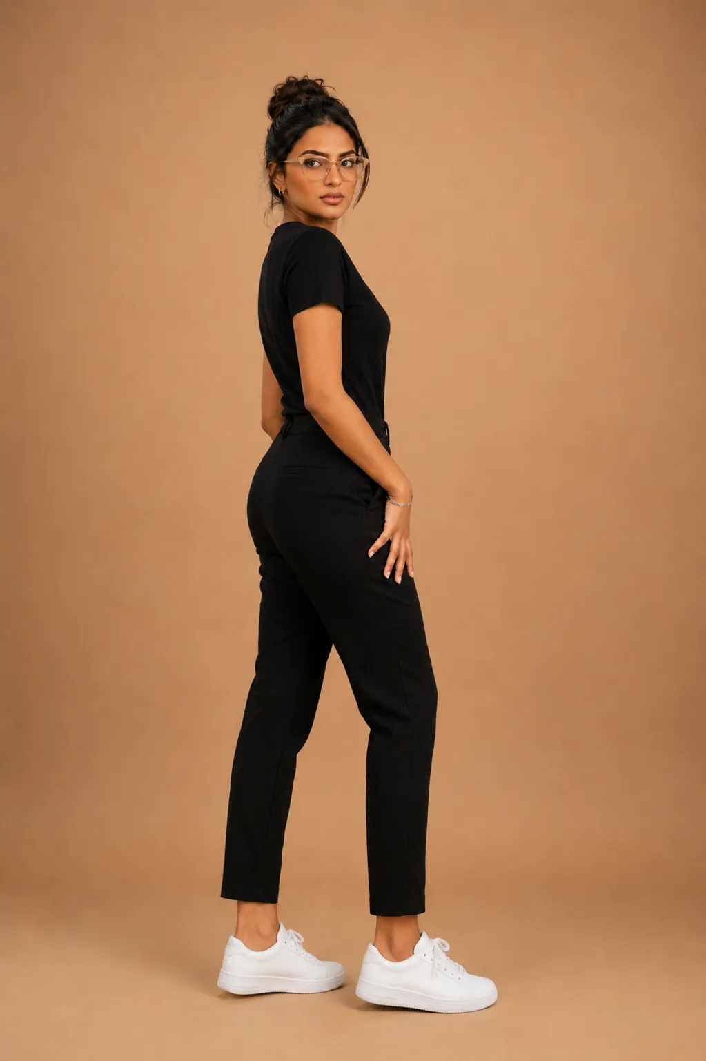LOOK 5 view 4